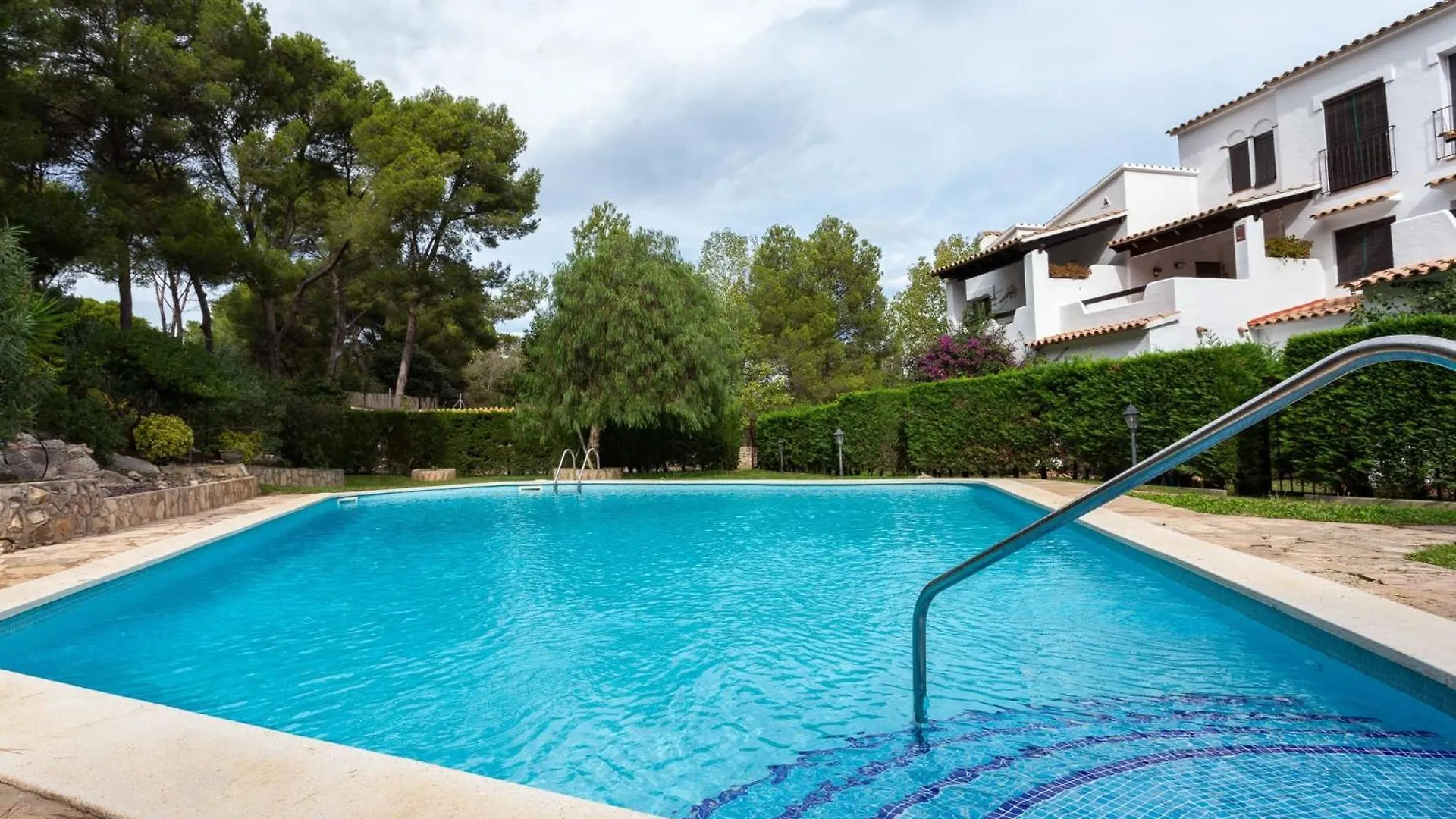 Apartamento Clover L' Escala 0*,